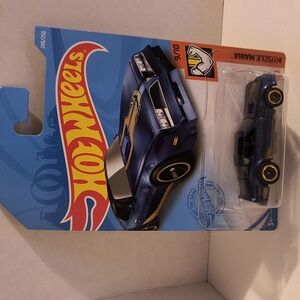 D2  Hot Wheels Hot Bird  with shipping protector